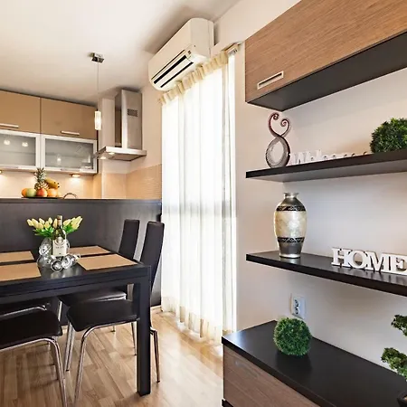 Apartmán Apartman *